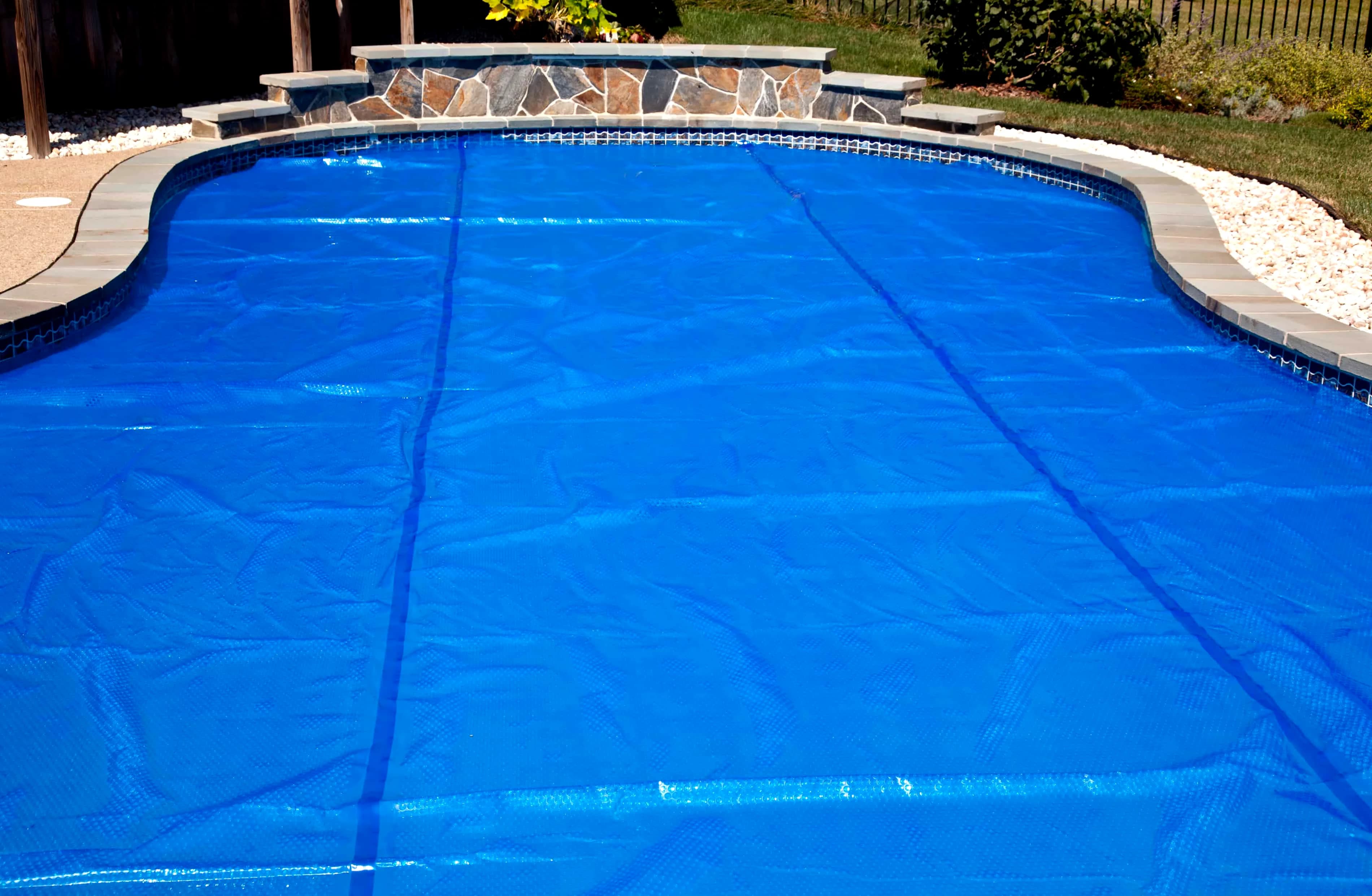 Splash into Savings: The Quest for the Best Solar Pool Cover Color and Maximum Energy Efficiency