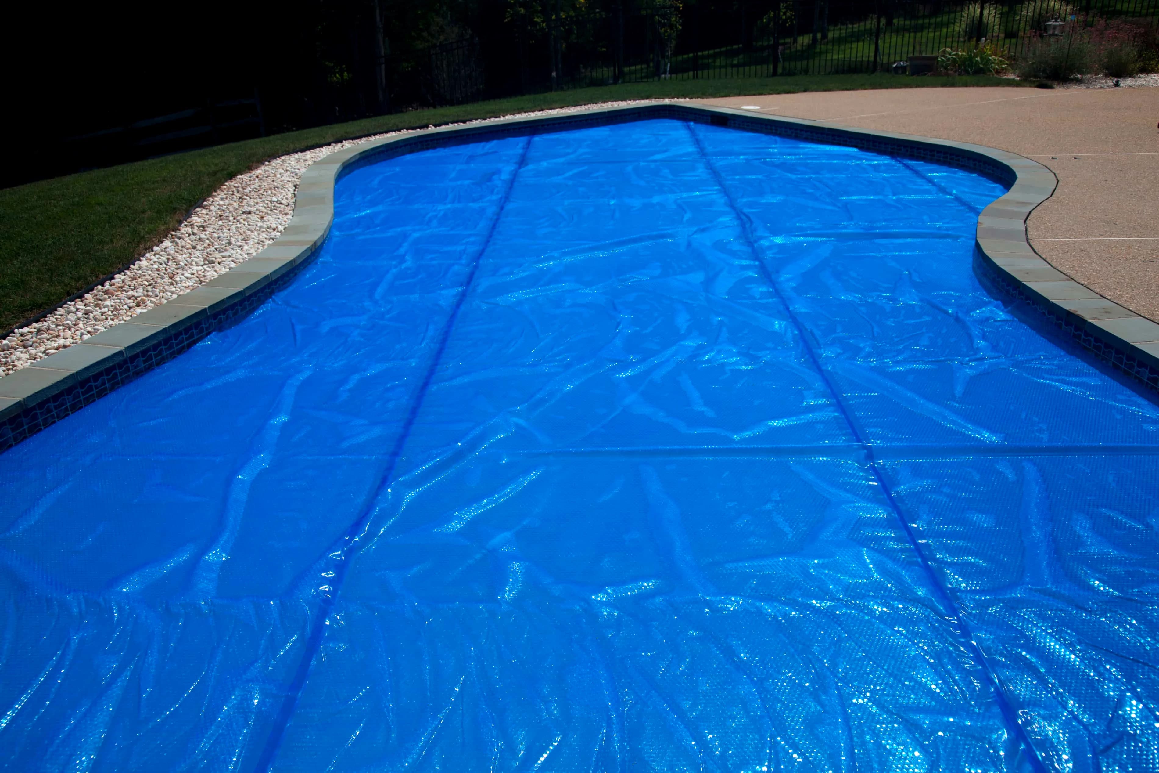 Solar Pool Covers: How Fast Do They Work?