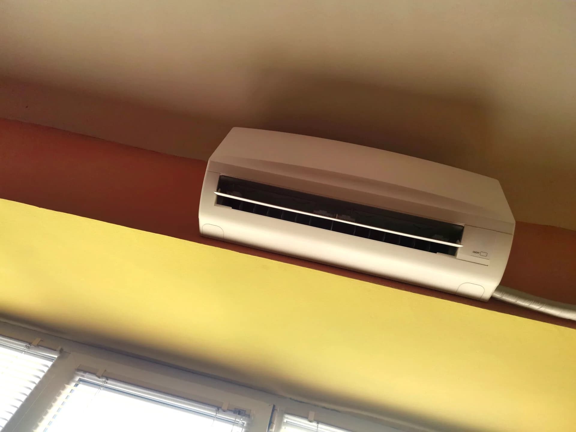 How Many Solar Panels Do I Need to Run My Air Conditioner?