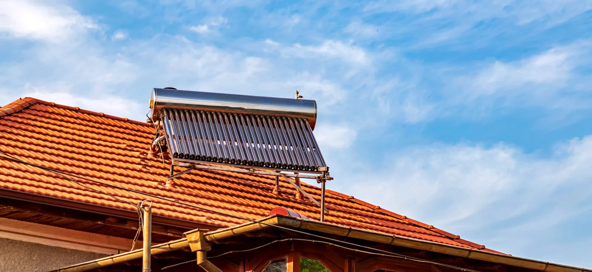 Make a Splash with Solar: How Solar Energy Can Revolutionize Your Residential Pool!