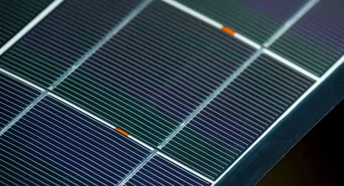 How Much Does A 300 Watt Solar Panel Cost?