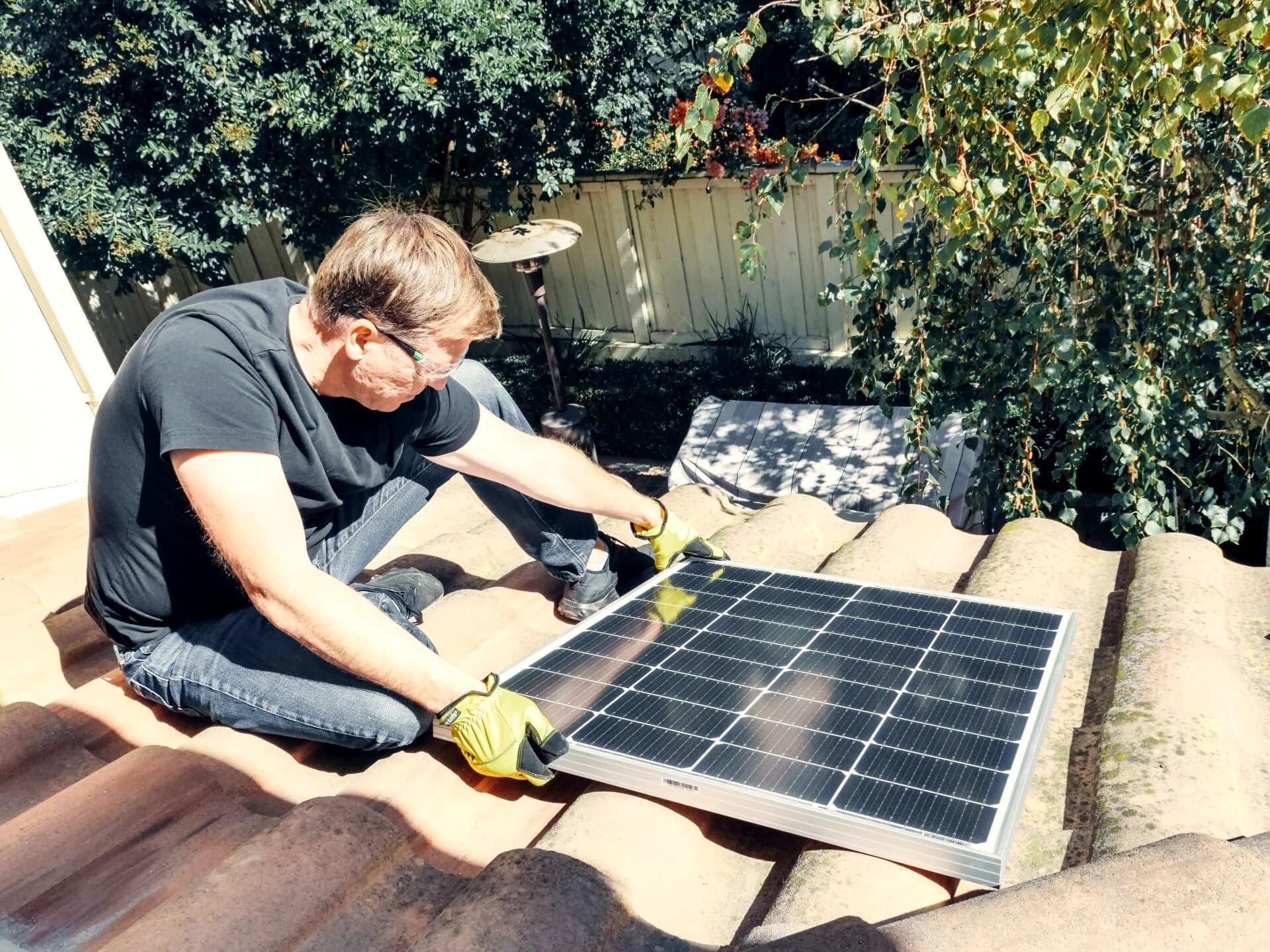 Keep Your Solar Investment Running Strong: Essential Tips for Solar Panel Care