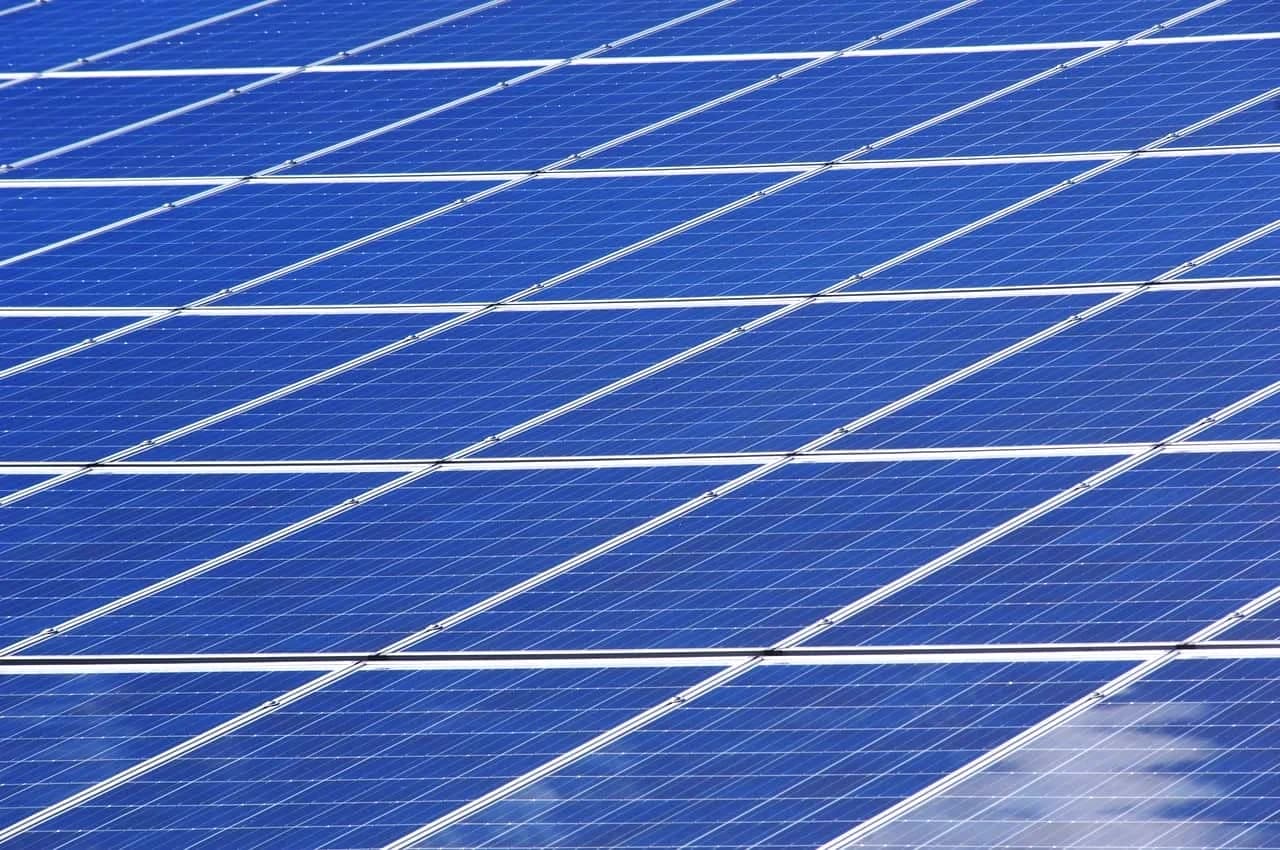 Unlocking the Economic Potential of Solar Panels: A Cost-Saving Solution for Energy Efficiency