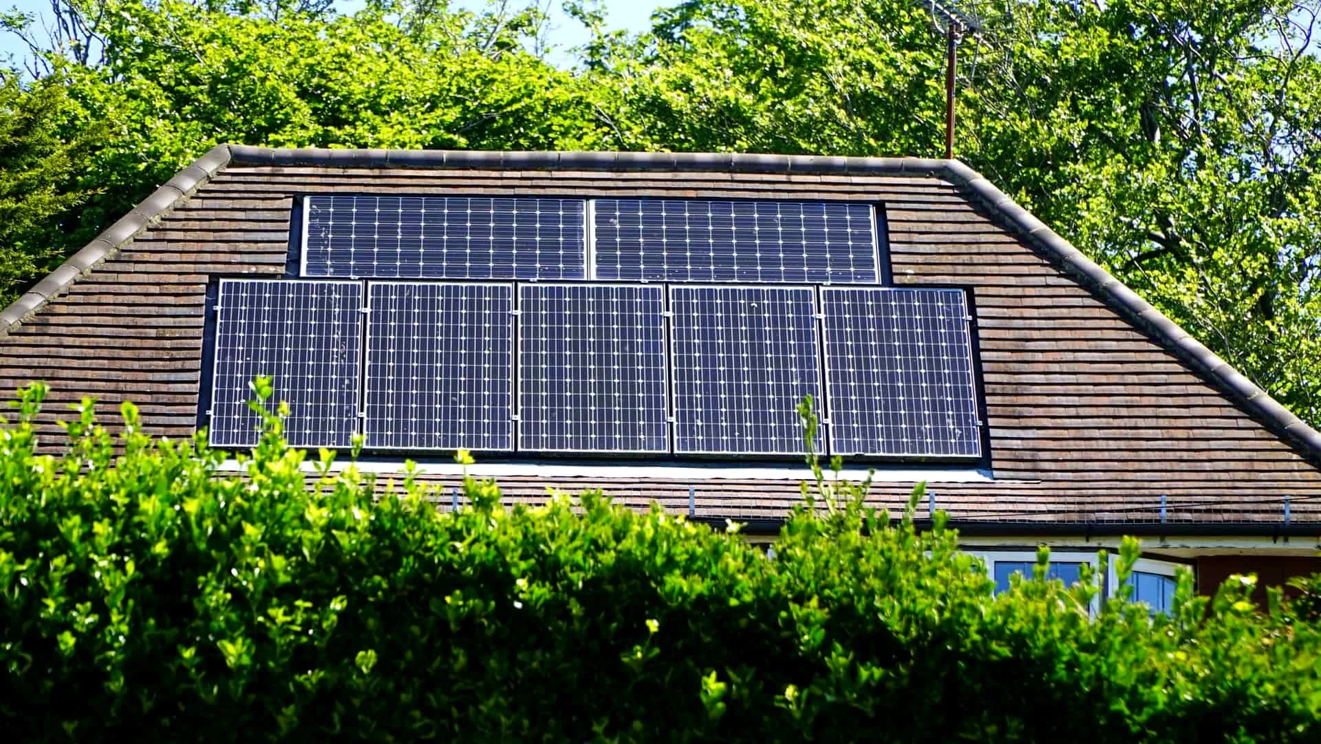 Solar Performance Monitoring Systems: Understanding the Basics
